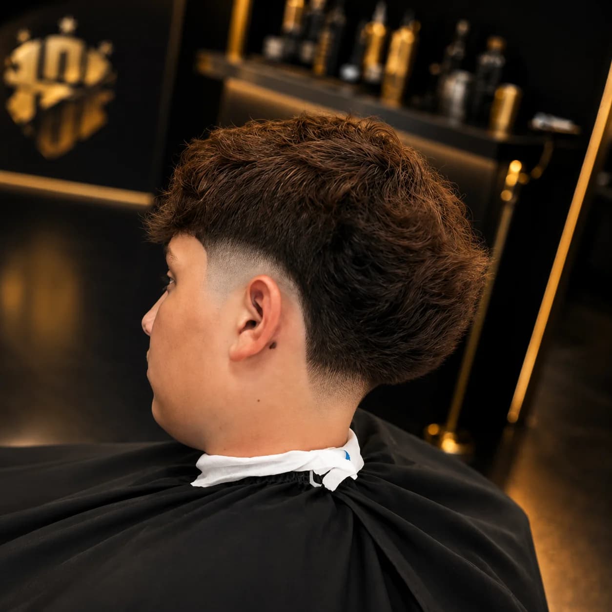 Corte texturizado con fade y volumen arriba